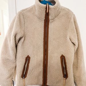 Patagonia Sherpa